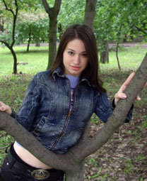 howtodatingrussian.com - woman lonely