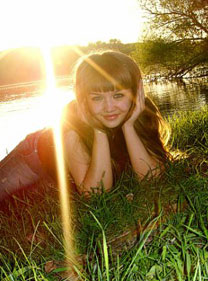 young girl seeking older men - howtodatingrussian.com